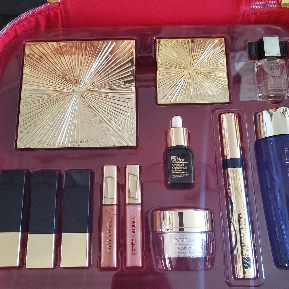 Estee lauder holiday set